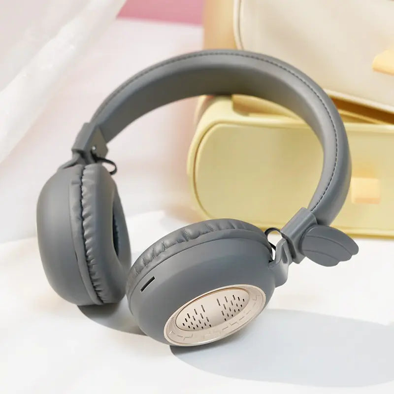 Unique Design Bluetooth Headset for Gaming and Adults